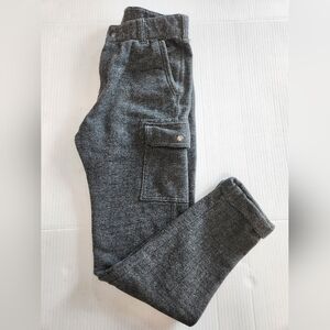 Abercrombie kids knit herringbone pant kids size 15/16 grey/blk